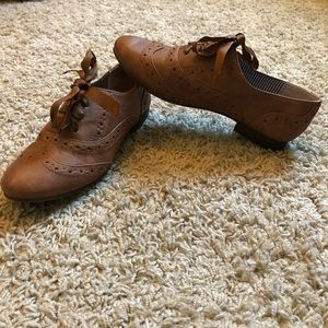 Light brown vintage shoes